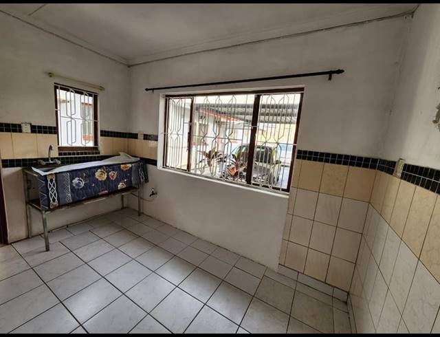 3 BEDROOM HOUSE FOR SALE IN SHALLCROSS
